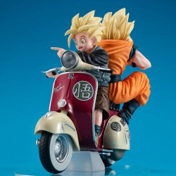 Super Saiyan Son Goku & Super Saiyan Son Gohan & Bike Desktop Real McCoy EX